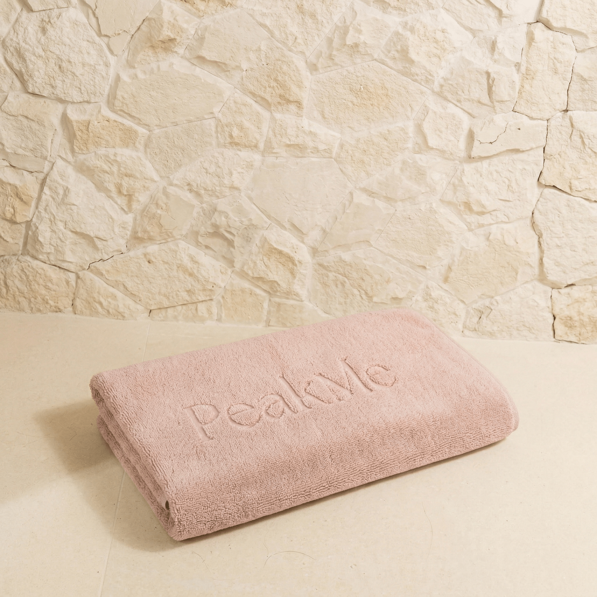 PeakMe Performance Towel - 650gsm Luxury Weave by PeakMe, SKU PK-TOWEL